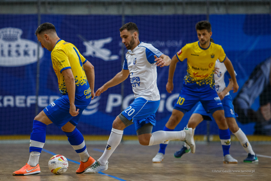 Mecz I ligi futsalu: Unia Tarnów - Gwiazda Ruda Śląska